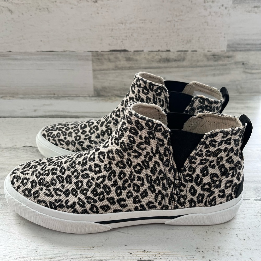 SPERRY Leopard Canvas Ankle Sneakers 7